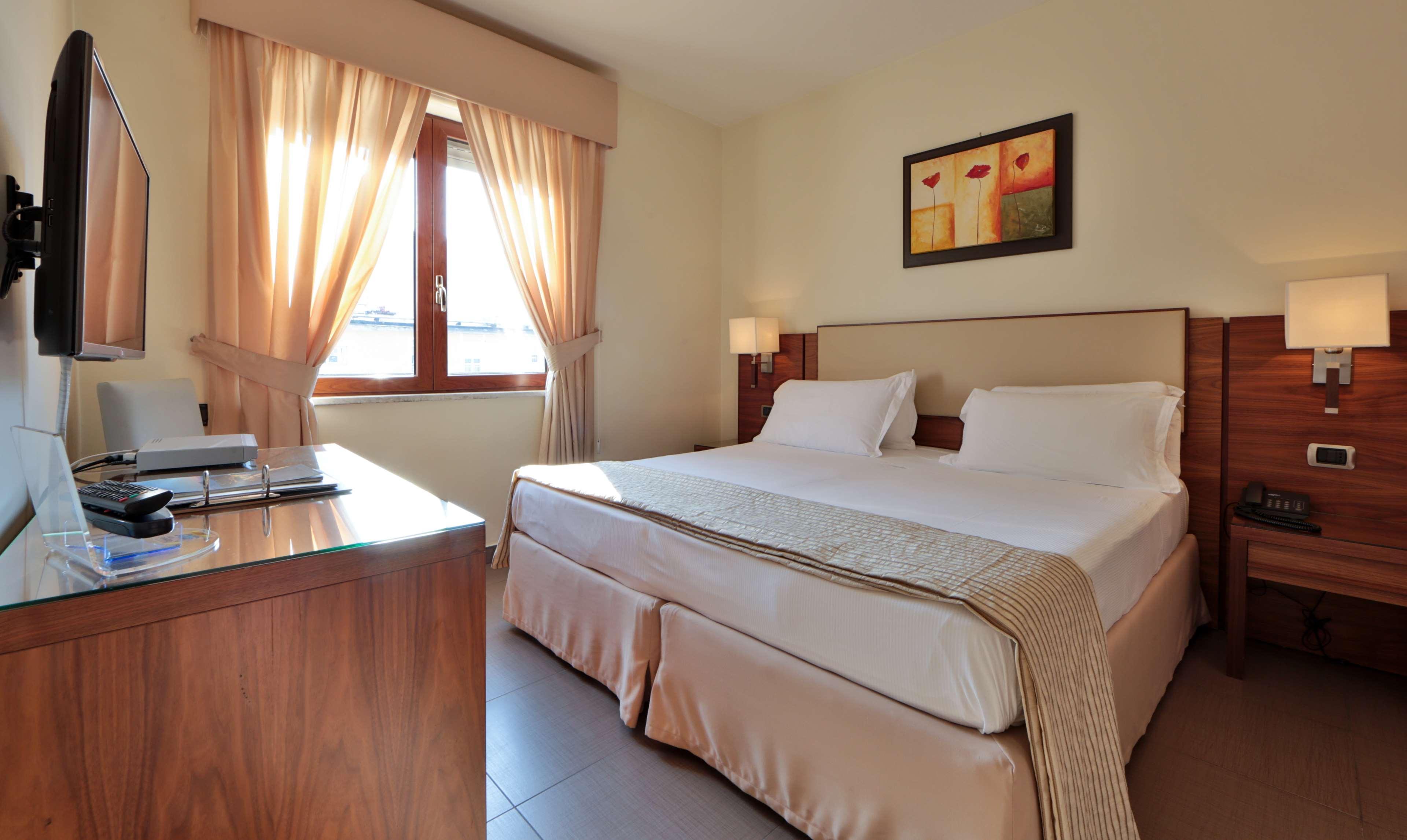 Suites & Residence Hotel Поццуолі Екстер'єр фото