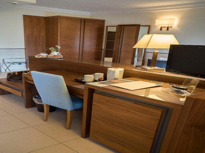 Suites & Residence Hotel Поццуолі Екстер'єр фото